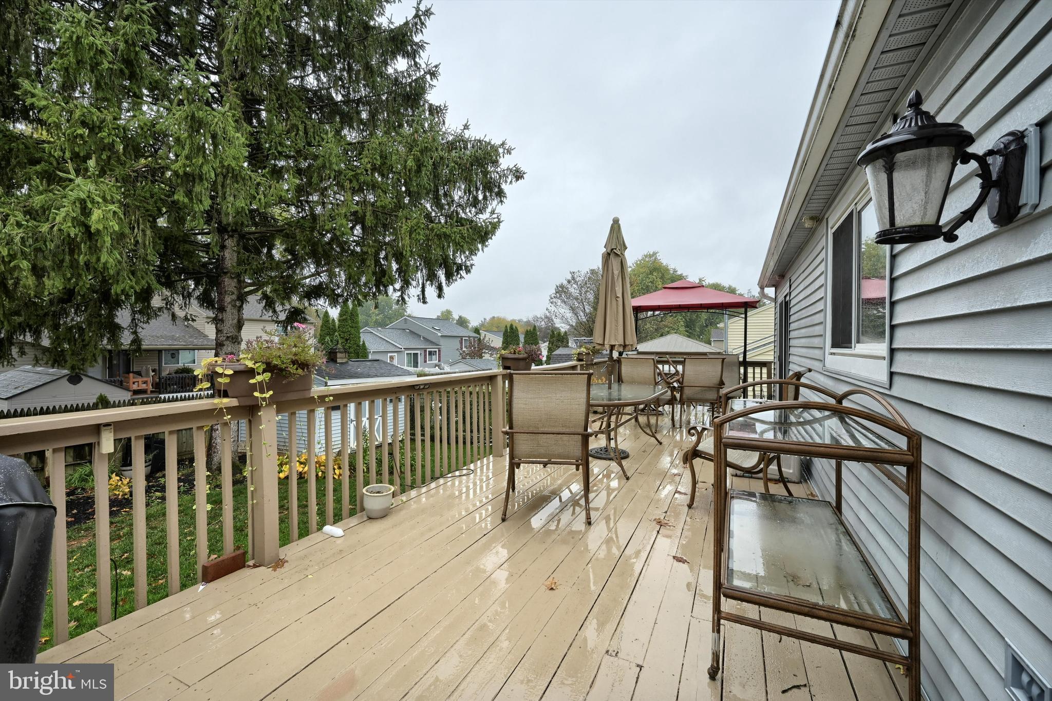 124 Petersburg Road Lancaster, PA 17601 - Photo 25 of 26 a view of balcony with chairs and wooden fence