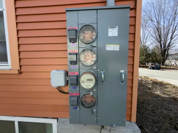 $324,900 | 97 School Street, St. Johnsbury, VT 05819