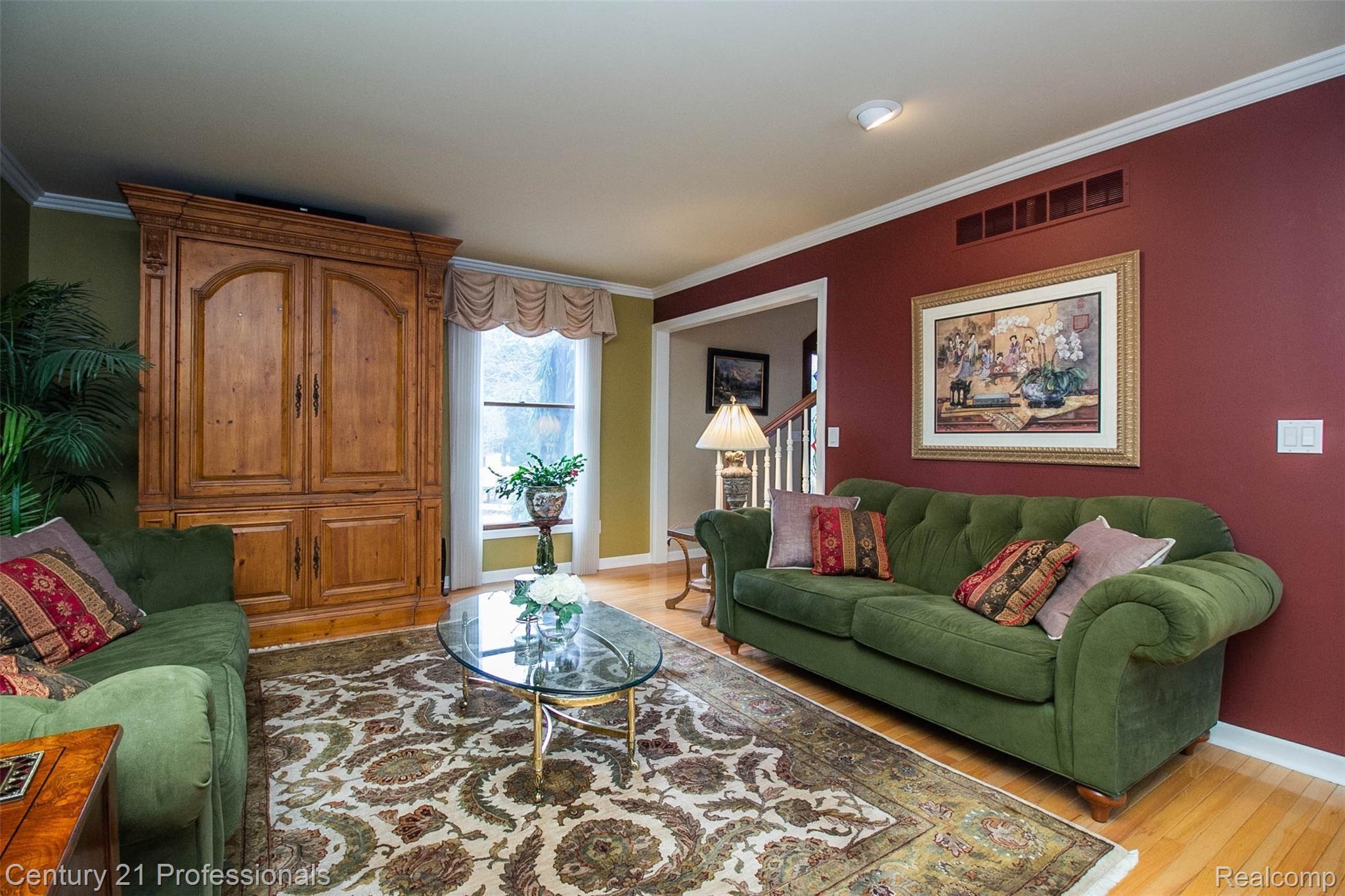 69401 Eldred Road Romeo, MI 48065 - Photo 8 of 65 Oak hardwood floors in Familly rm