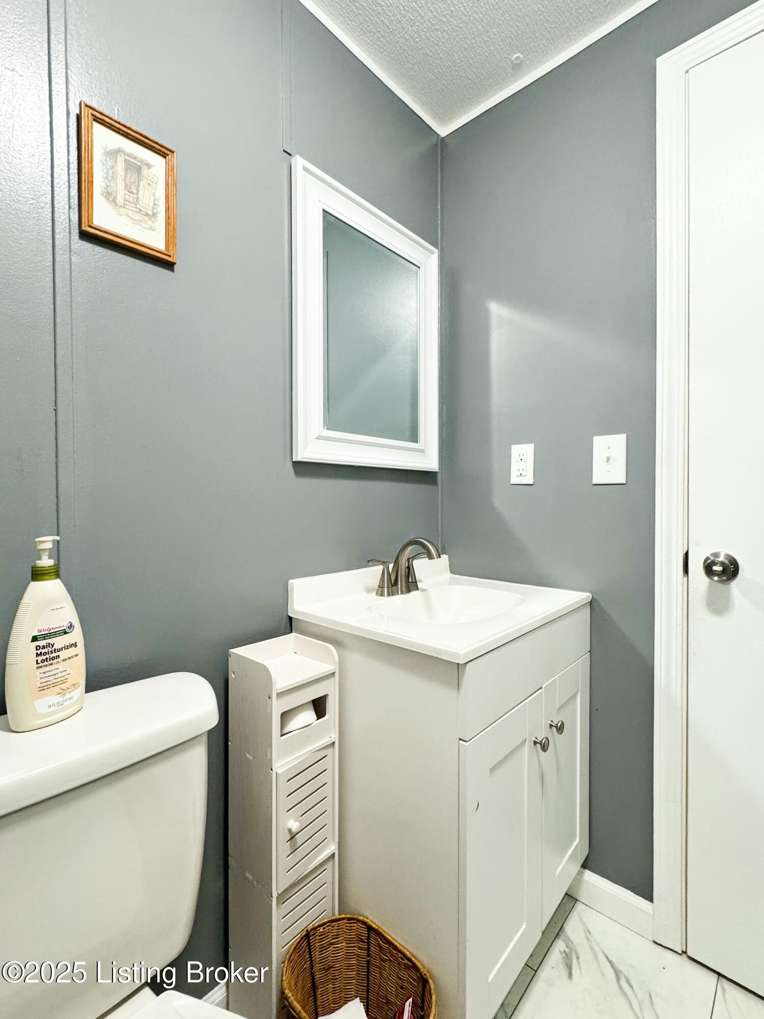 4112 Bardstown Road Lawrenceburg, KY 40342 - Photo 23 of 28 Spare Bath