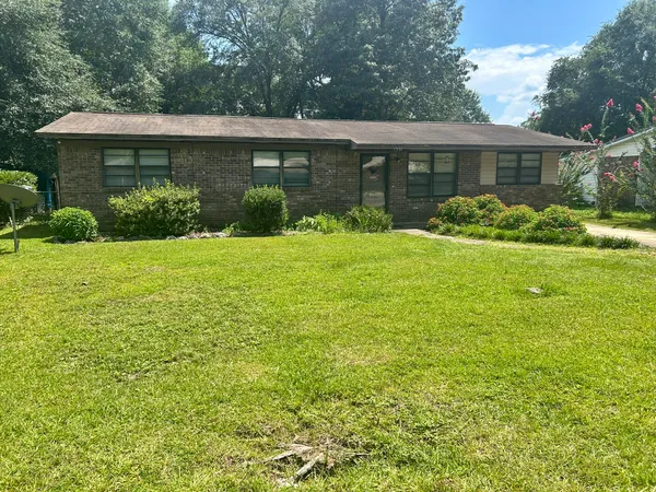 $1,500 | 1511 Texas Parkway, Crestview, FL 32536