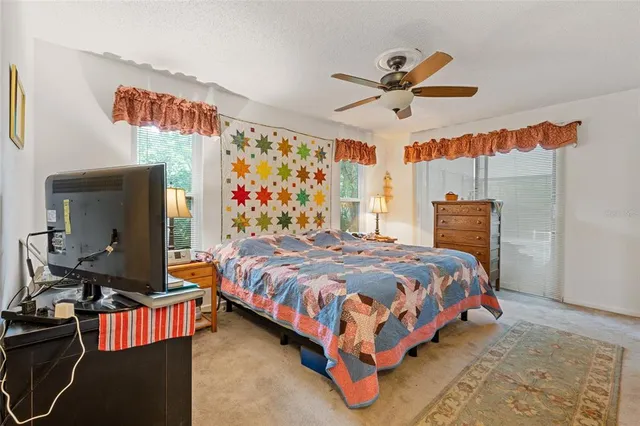 $695,999 | 155 Woodcutter Lane, Palm Harbor, FL 34683