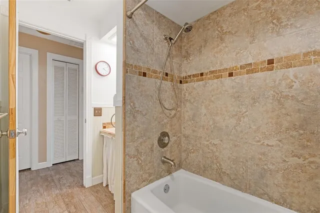 $695,999 | 155 Woodcutter Lane, Palm Harbor, FL 34683