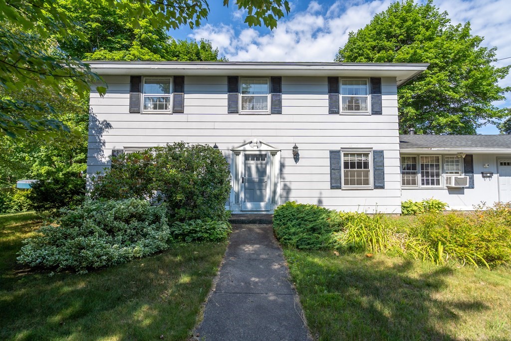 12 Pontiac Road Peabody, MA 01960 - Photo 1 of 26 Gallery Image 1