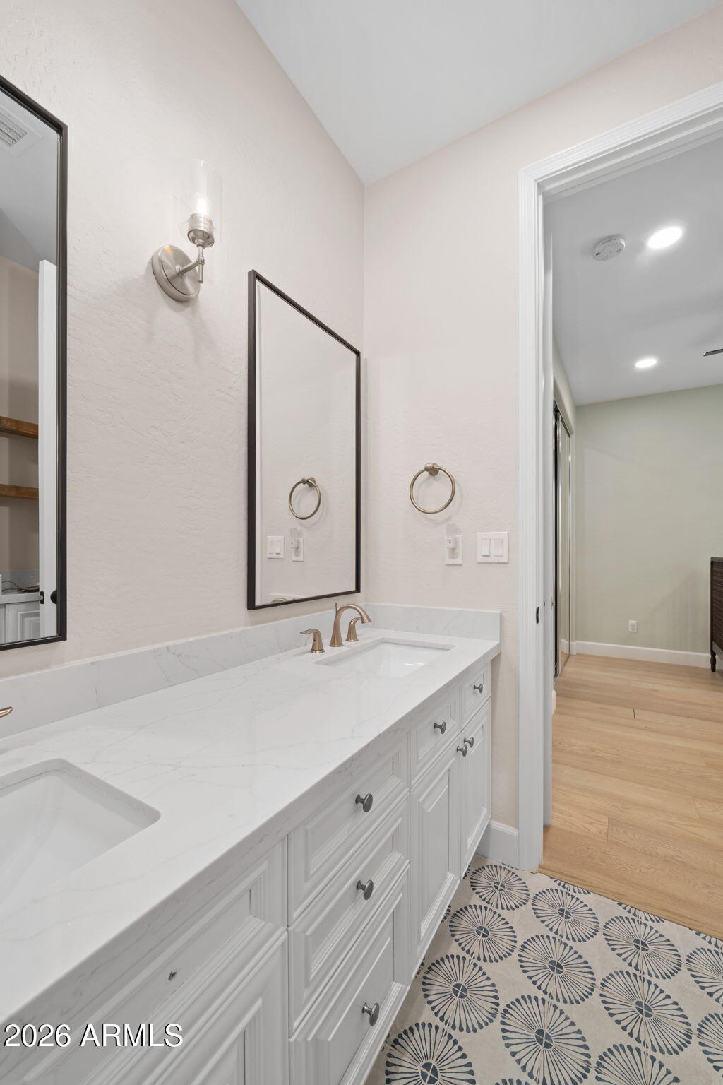 2517 South Constellation Way Gilbert, AZ 85295 - Photo 76 of 104