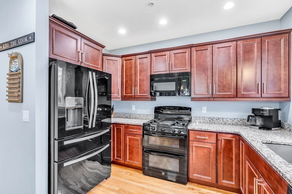 29 Hastings Road, Unit 611 Hudson, MA 01749 - Photo 16 of 36 Gallery Image 16
