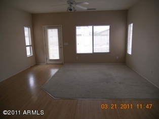 4368 South Rim Court Gilbert, AZ 85297 - Photo 3 of 12 living room