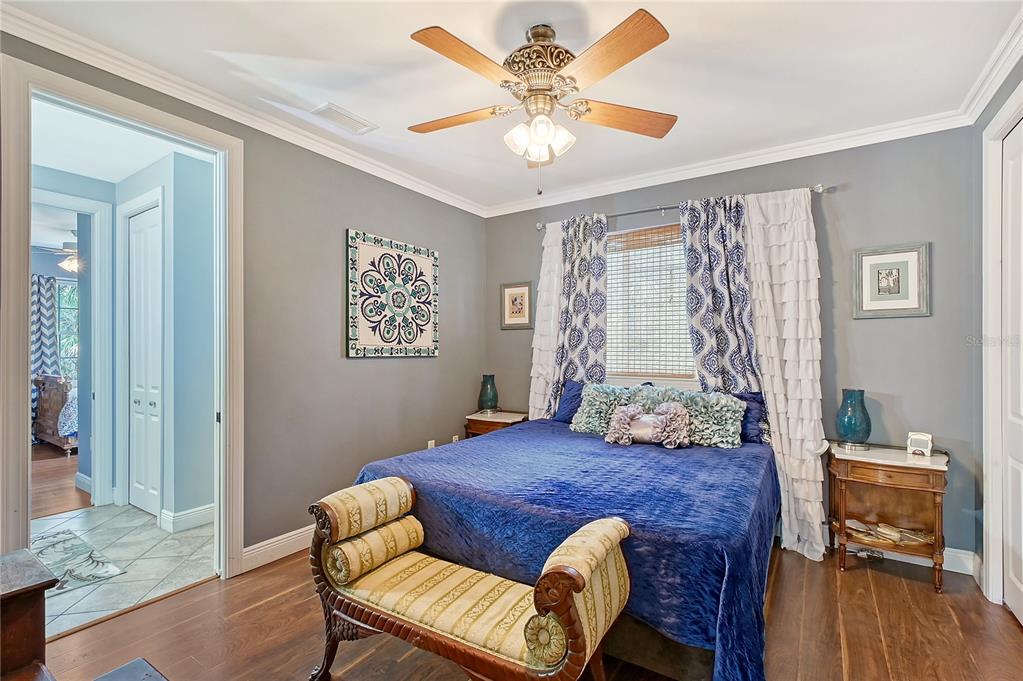 1788 Palm View Road Sarasota, FL 34240 - Photo 38 of 70 Gallery Image 38