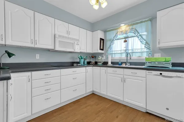 $395,000 | 8448 West Union Avenue, Unit 33, Littleton, CO 80123