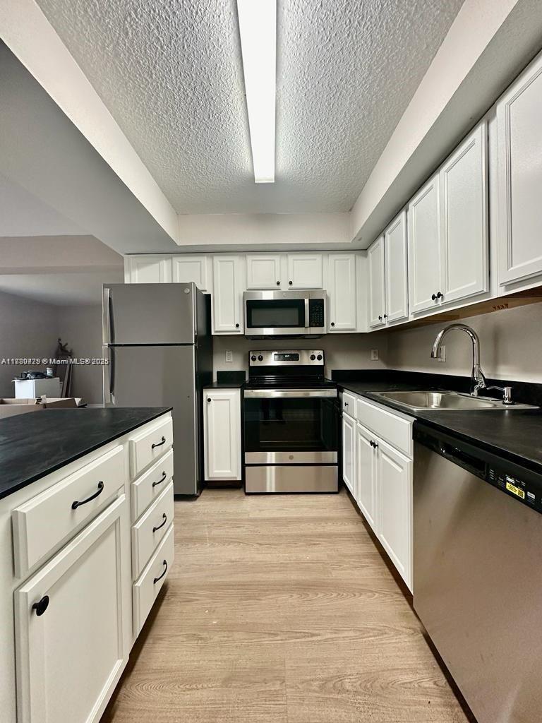 622 Southwest 1st Street, Unit 622 Boynton Beach, FL 33435 - Photo 4 of 19