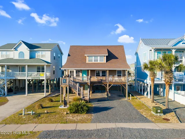 $873,000 | 552 Ocean Boulevard West, Holden Beach, NC 28462