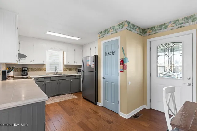 $873,000 | 552 Ocean Boulevard West, Holden Beach, NC 28462