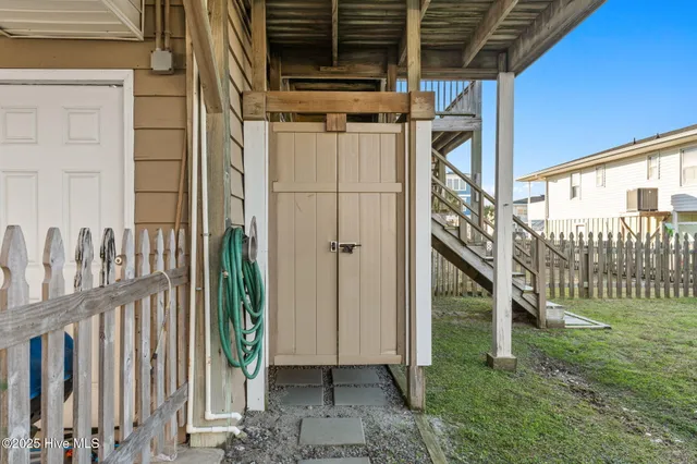 $873,000 | 552 Ocean Boulevard West, Holden Beach, NC 28462