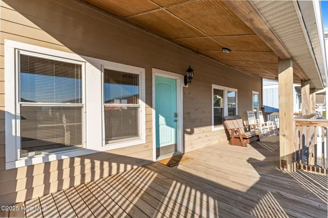 $873,000 | 552 Ocean Boulevard West, Holden Beach, NC 28462