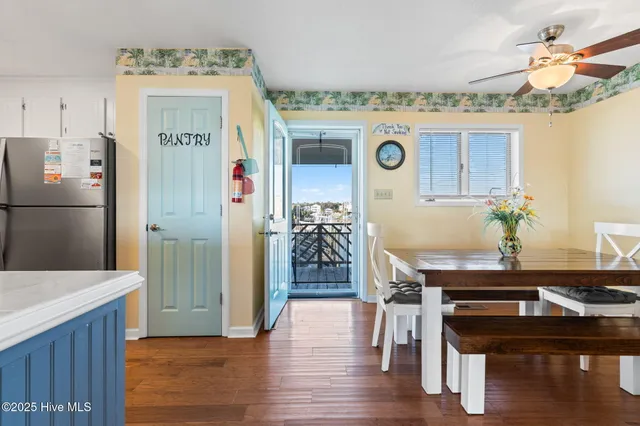 $873,000 | 552 Ocean Boulevard West, Holden Beach, NC 28462