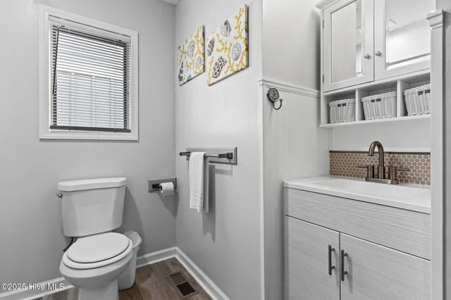 $873,000 | 552 Ocean Boulevard West, Holden Beach, NC 28462