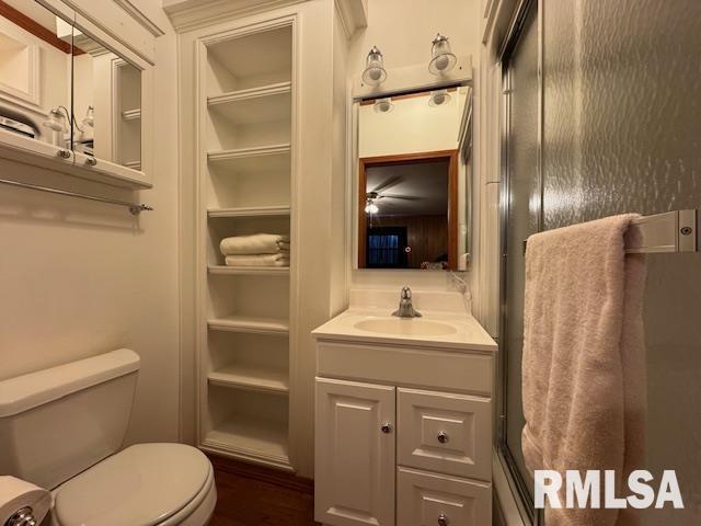 5267 Old North Road Christopher, IL 62822 - Photo 59 of 66 a bathroom with a sink a toilet and shower