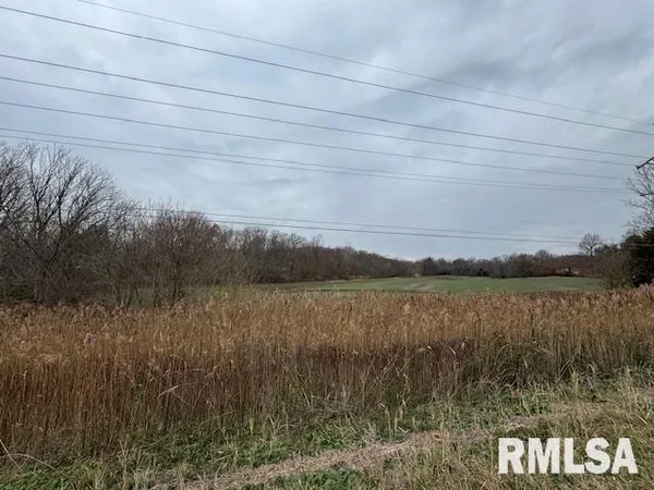 $279,900 | 5267 Old North Road, Christopher, IL 62822