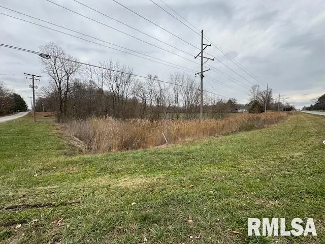 $299,900 | 5267 Old North Road, Christopher, IL 62822