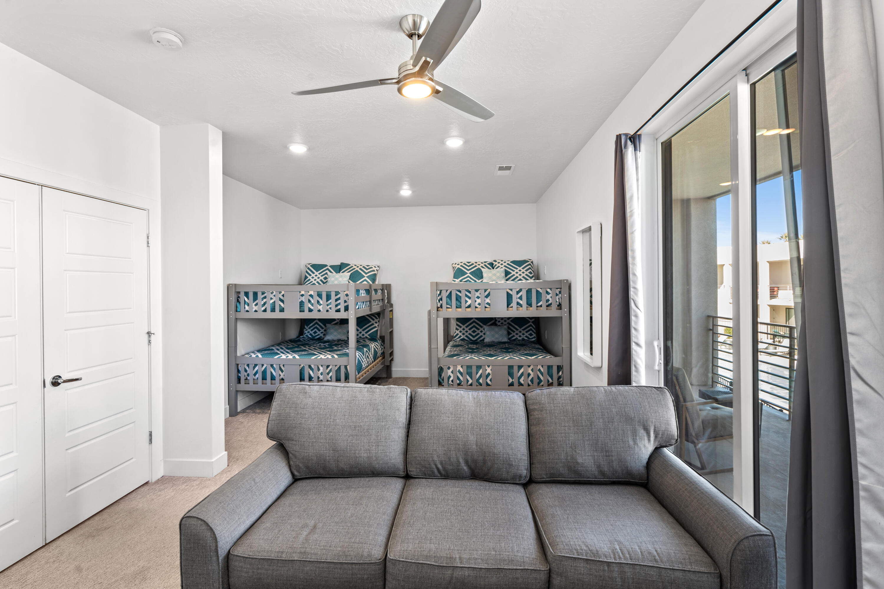 1122 South 1790 Street West, Unit 2 St. George, UT 84770 - Photo 17 of 37 24-print-20240130-DSC01862-2