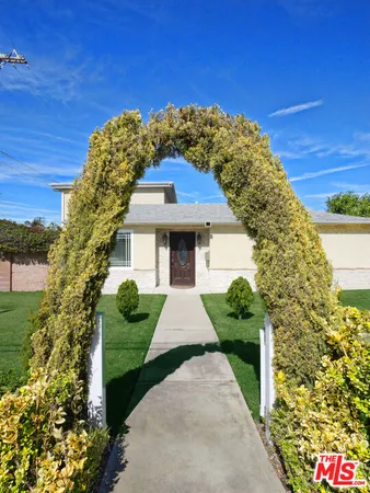 $6,700 | 2501 Ralston Lane, Redondo Beach, CA 90278