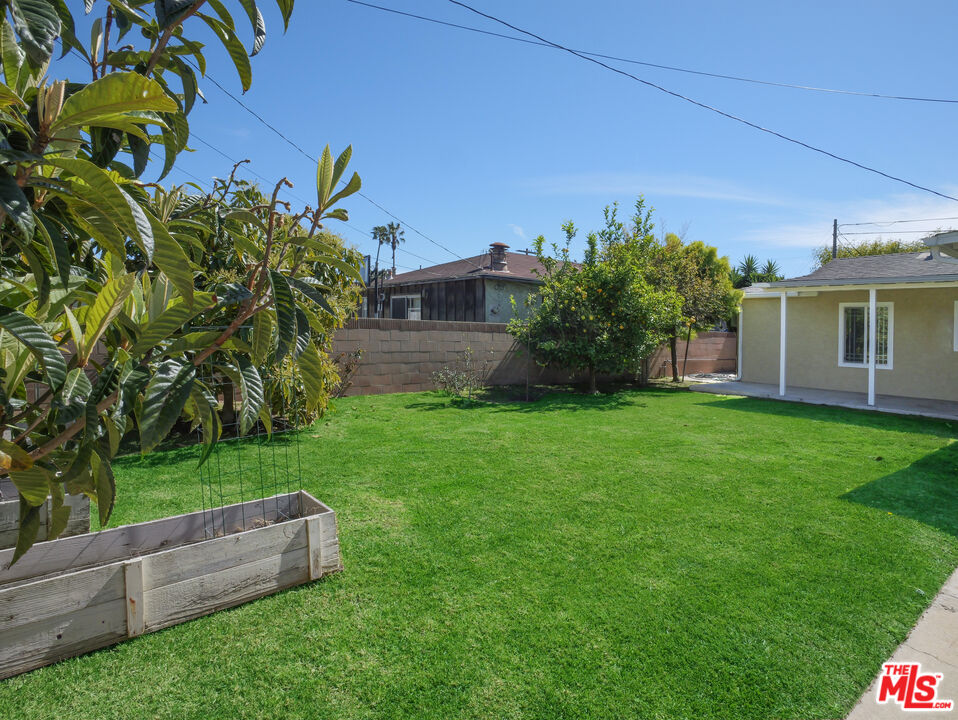 2501 Ralston Lane Redondo Beach, CA 90278 - Photo 28 of 31