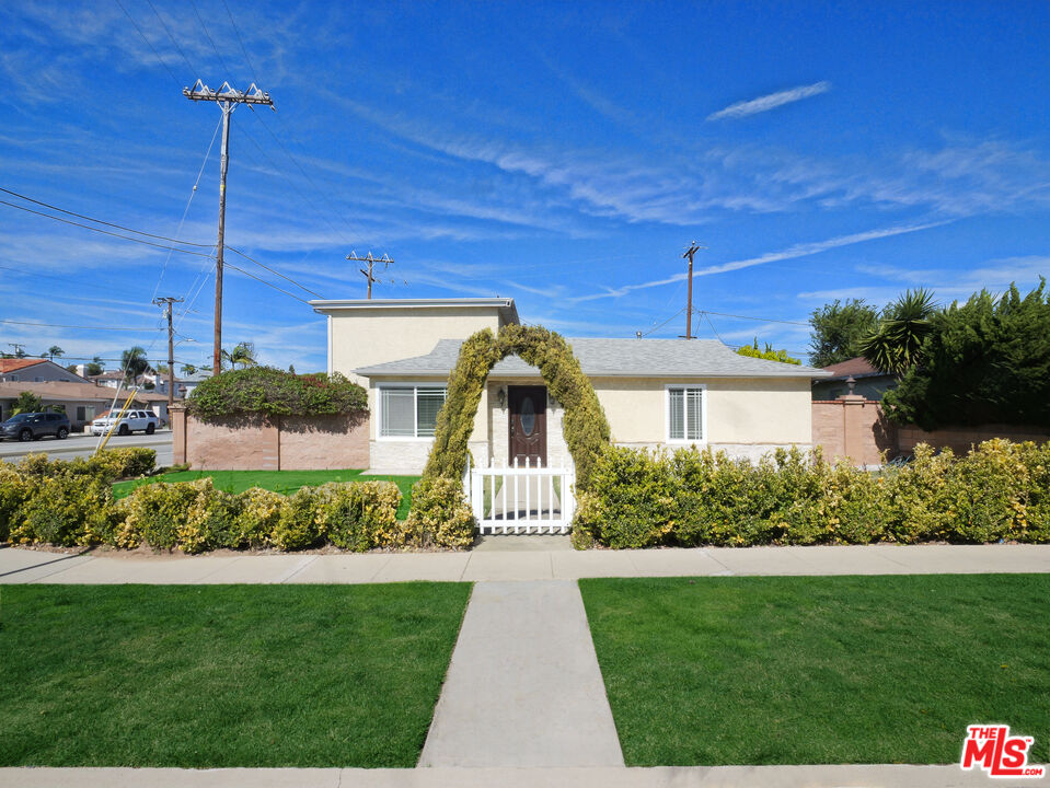 2501 Ralston Lane Redondo Beach, CA 90278 - Photo 30 of 31
