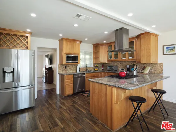 $6,700 | 2501 Ralston Lane, Redondo Beach, CA 90278