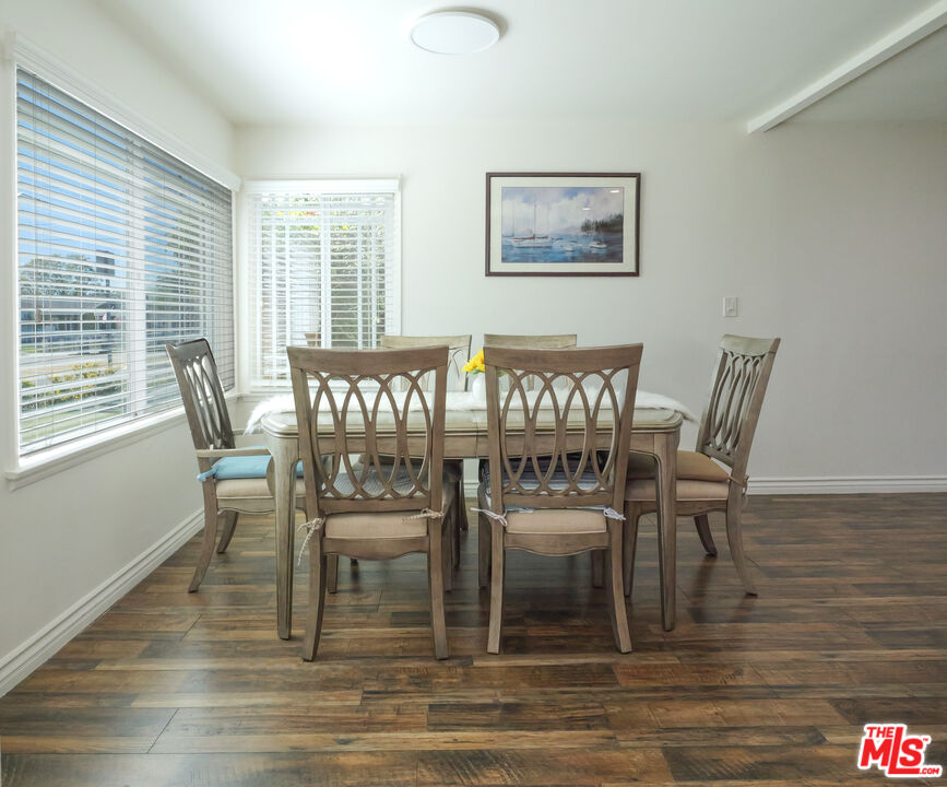 2501 Ralston Lane Redondo Beach, CA 90278 - Photo 7 of 31