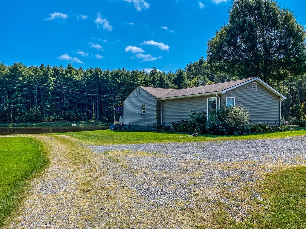 6852 Kimberling Road Bland, VA 24315 - Photo 14 of 63 Gallery Image 14