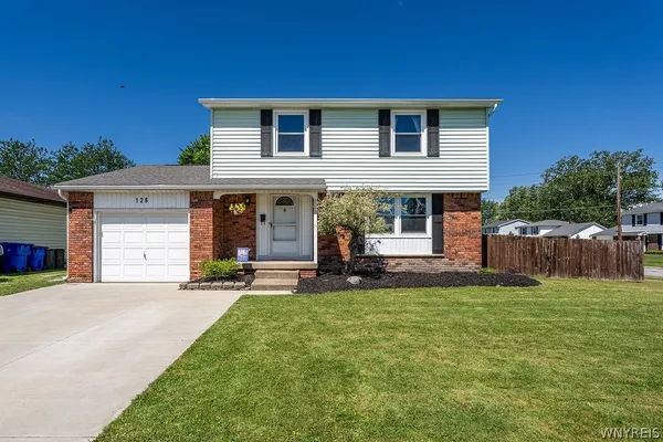 $345,000 | 128 Annette Drive, West Seneca, NY 14224