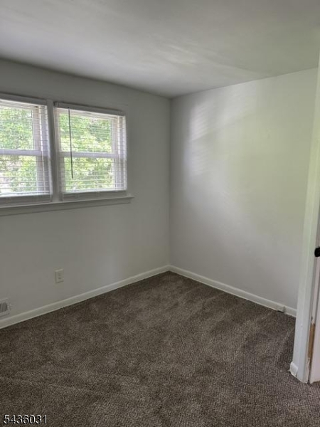 929 Warren Street, Unit 2 Roselle, NJ 07203 - Photo 31 of 39