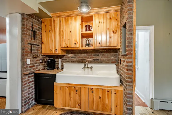 $1,395,000 | 34 1/2 Mary Jane Lane, Newtown Square, PA 19073