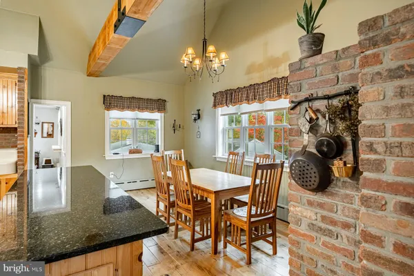 $1,395,000 | 34 1/2 Mary Jane Lane, Newtown Square, PA 19073