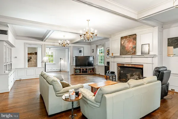 $1,395,000 | 34 1/2 Mary Jane Lane, Newtown Square, PA 19073