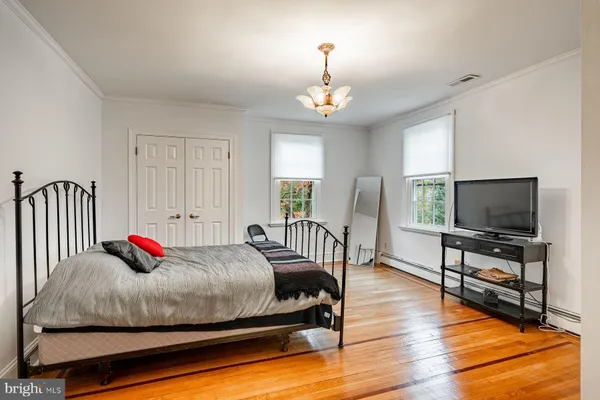 $1,395,000 | 34 1/2 Mary Jane Lane, Newtown Square, PA 19073