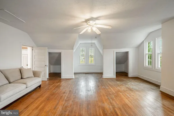 $1,395,000 | 34 1/2 Mary Jane Lane, Newtown Square, PA 19073