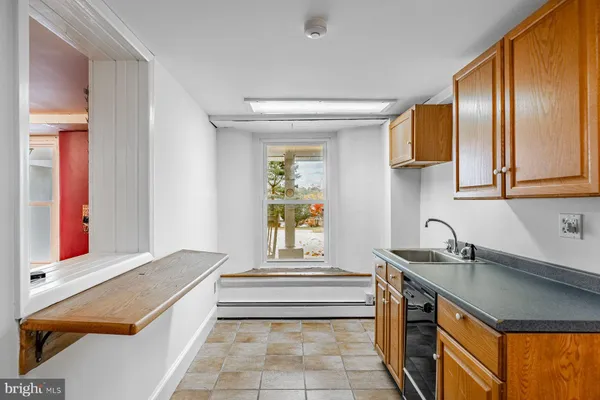 $1,395,000 | 34 1/2 Mary Jane Lane, Newtown Square, PA 19073
