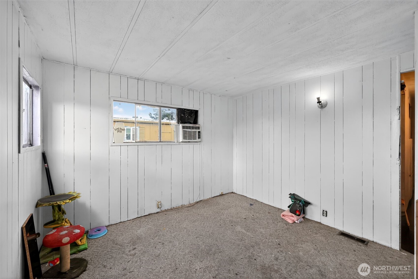 66 Fairgrounds Road, Unit 21 Elma, WA 98541 - Photo 8 of 31 a view of a room with toys