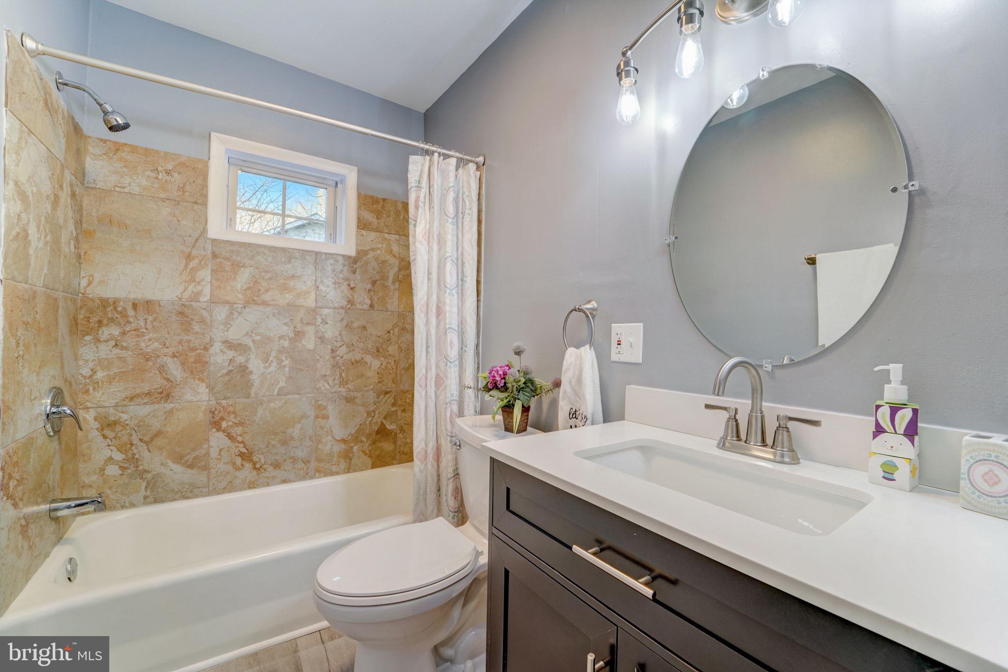 827 Warren Road Cockeysville, MD 21030 - Photo 11 of 23 1 Full Bathroom