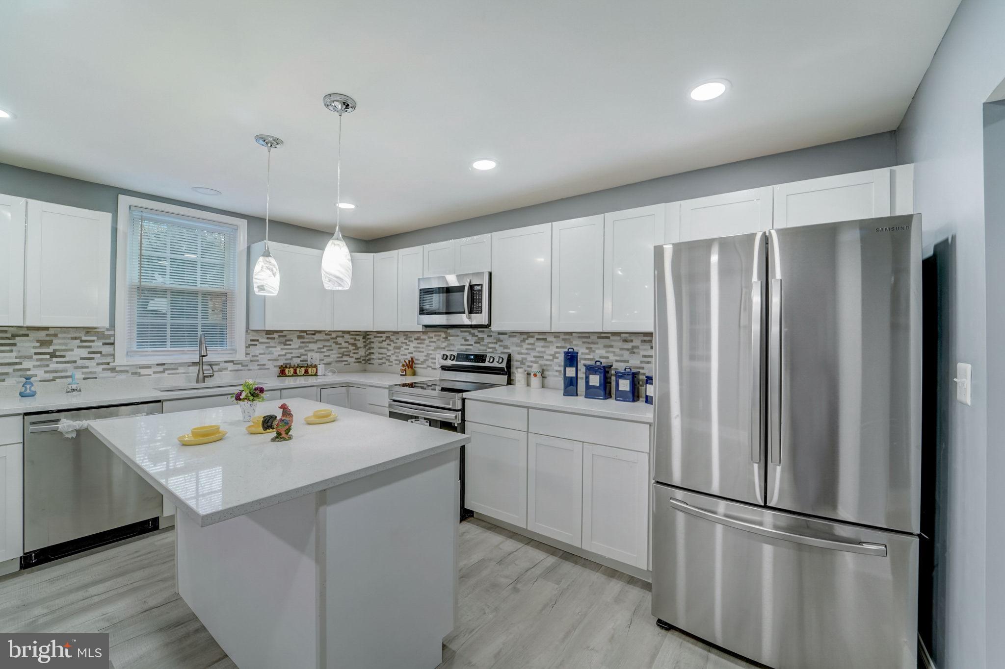 827 Warren Road Cockeysville, MD 21030 - Photo 6 of 23 Kitchen