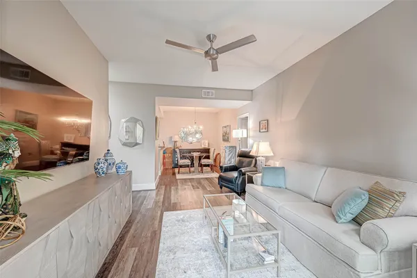 $1,500 | 11711 Memorial Drive, Unit 389, Houston, TX 77024