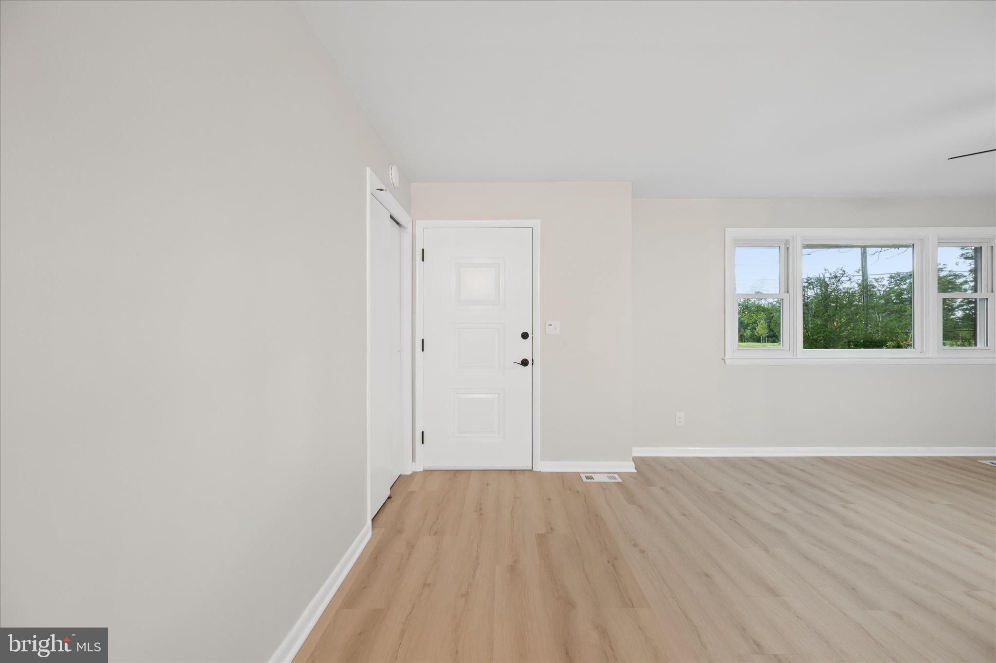 7052 Linganore Road Frederick, MD 21701 - Photo 4 of 76 Entry