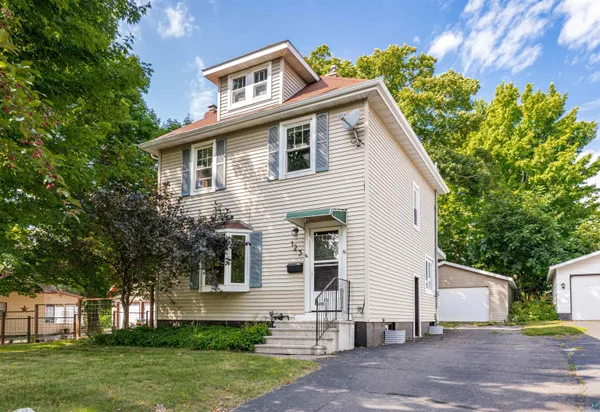 $259,900 | 123 East Winona Street, Duluth, MN 55803