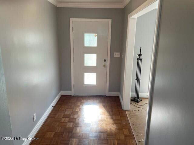 711 Waterford Road Louisville, KY 40207 - Photo 5 of 18 Foyer