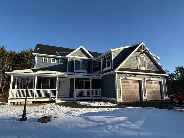 $899,900 | 15 Nash Lane, Epsom, NH 03234