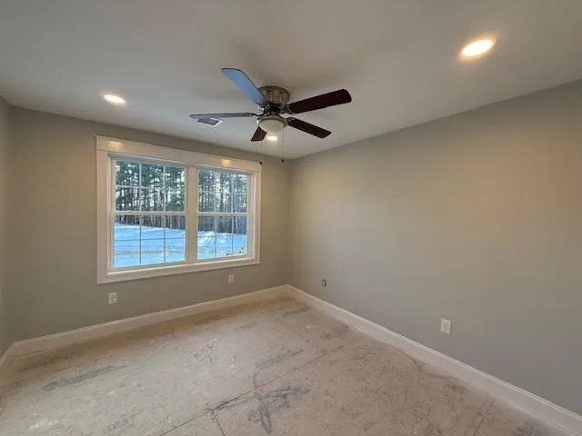 $899,900 | 15 Nash Lane, Epsom, NH 03234