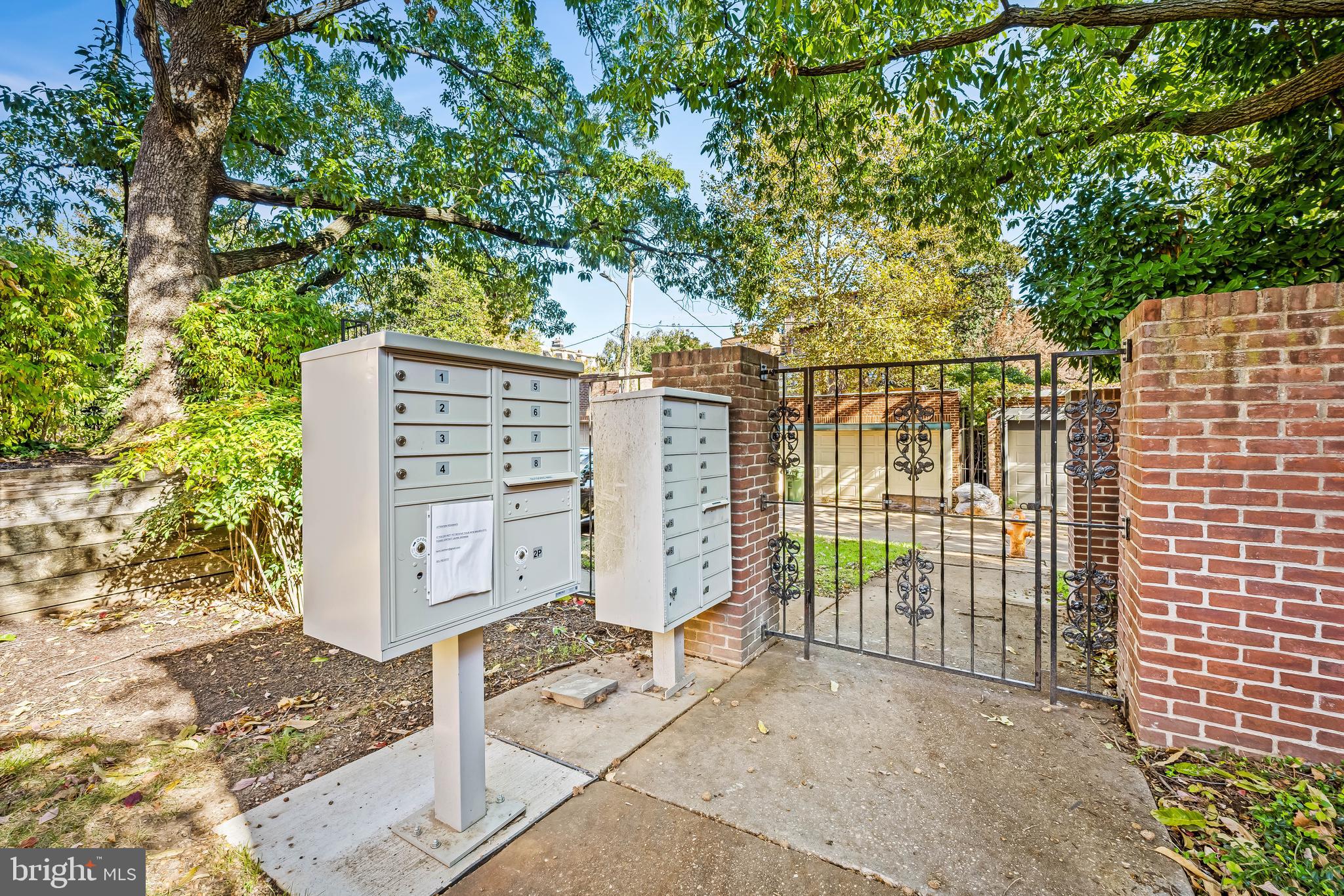 254 Waxter Way Baltimore, MD 21217 - Photo 39 of 44 a view of a house with a street