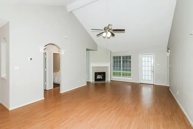 $1,910 | 607 Loggers Chase Court, Spring, TX 77386