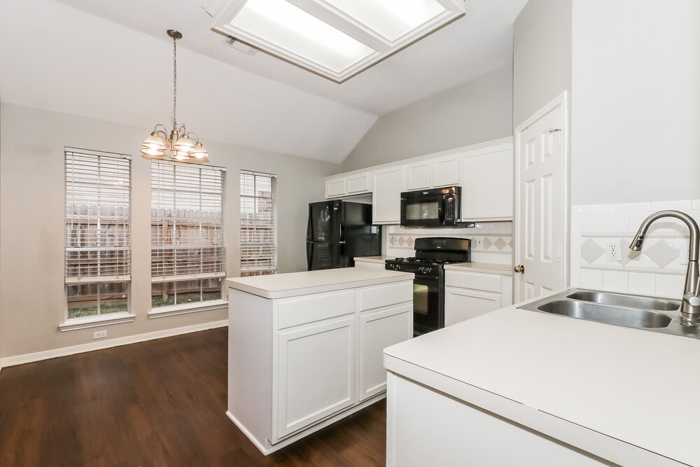 607 Loggers Chase Court Spring, TX 77386 - Photo 7 of 16